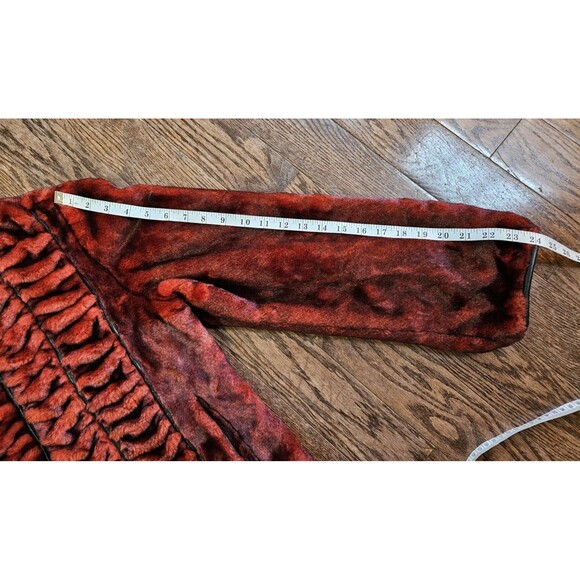 1 Madison Women's Faux Fur Coat Size Large Red Jacket - Picture 7 of 12